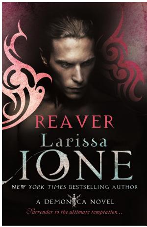 Cover image for Reaver by Larissa Ione.