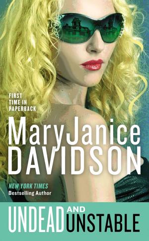 Cover image for Undead and Unstable by MaryJanice Davidson.